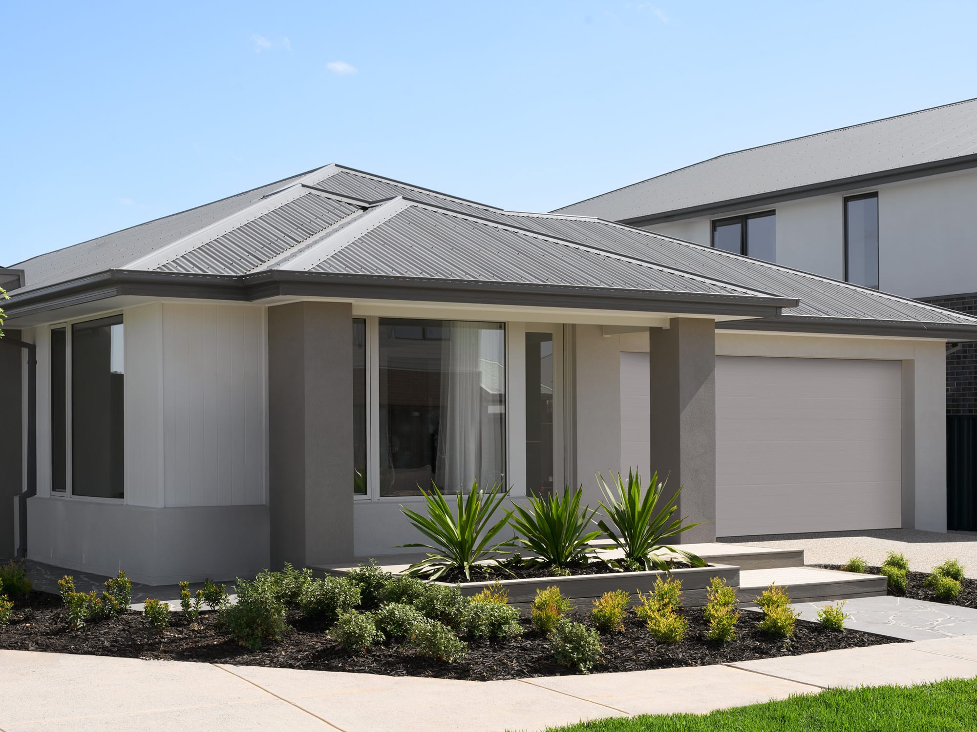 Sun-lit 3 bedroom paradise